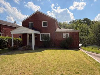 924 Jefferson Rd, Penn Hills, PA 15235