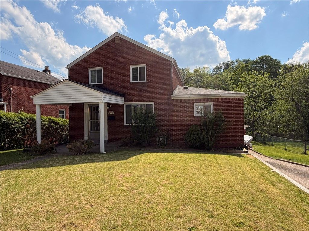 924 Jefferson Rd, Penn Hills, PA 15235