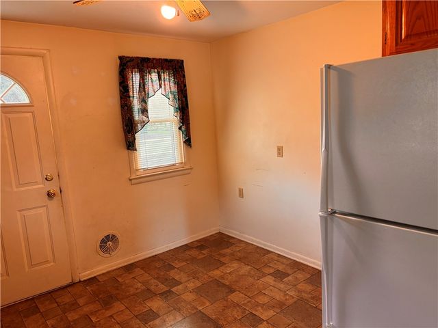 427 Fetzner Road, Greece, NY 14626