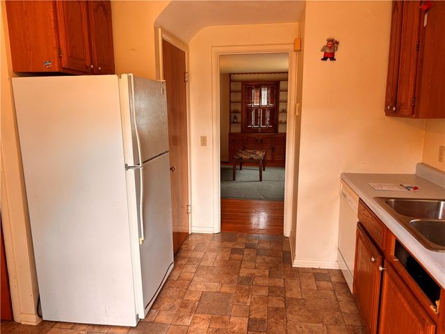 427 Fetzner Road, Greece, NY 14626