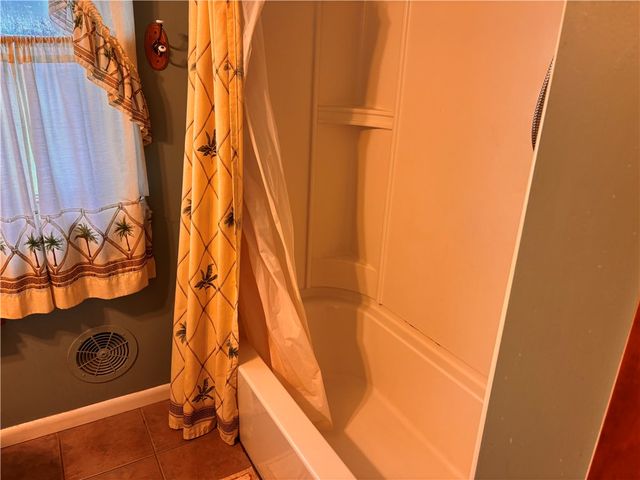 427 Fetzner Road, Greece, NY 14626