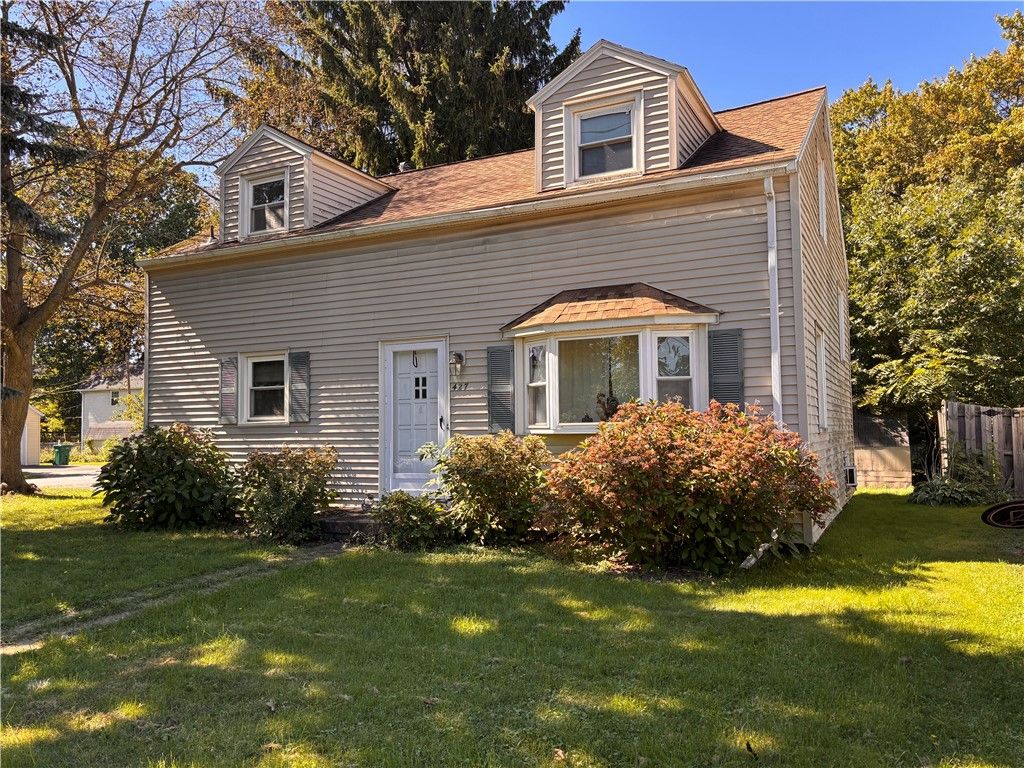 427 Fetzner Road, Greece, NY 14626