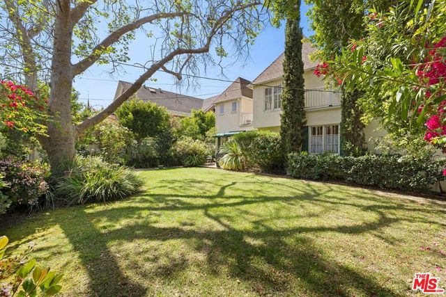 832 S Windsor Boulevard, Los Angeles, CA 90005