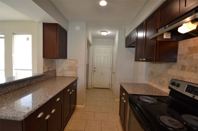 15718 Fox Springs Drive, Houston, TX 77084