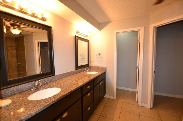 15718 Fox Springs Drive, Houston, TX 77084