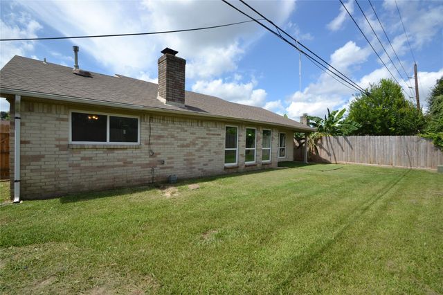 15718 Fox Springs Drive, Houston, TX 77084