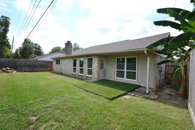 15718 Fox Springs Drive, Houston, TX 77084