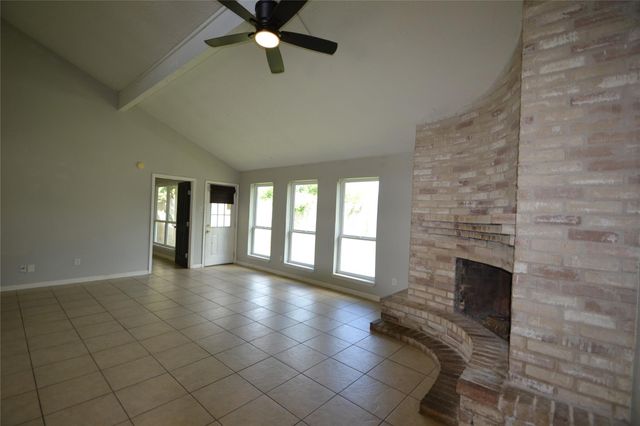 15718 Fox Springs Drive, Houston, TX 77084
