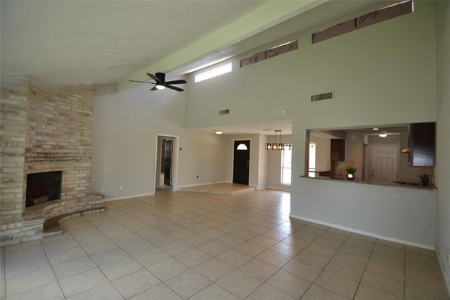 15718 Fox Springs Drive, Houston, TX 77084