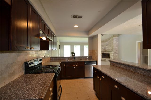 15718 Fox Springs Drive, Houston, TX 77084