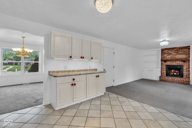 18 Wilson Drive, Carmel, IN 46032