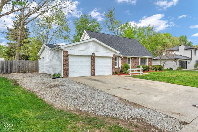 18 Wilson Drive, Carmel, IN 46032