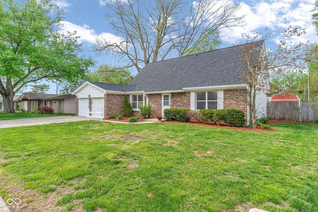 18 Wilson Drive, Carmel, IN 46032