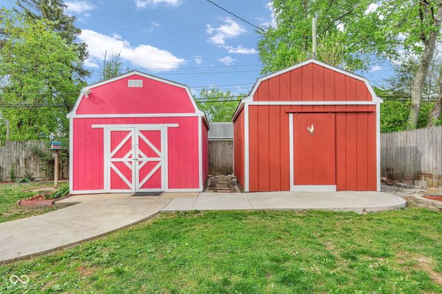 18 Wilson Drive, Carmel, IN 46032