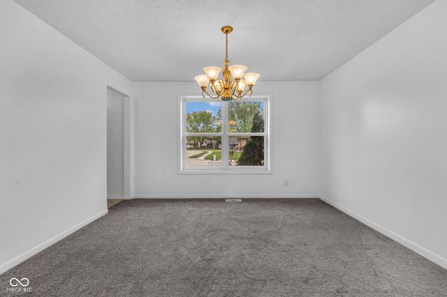 18 Wilson Drive, Carmel, IN 46032