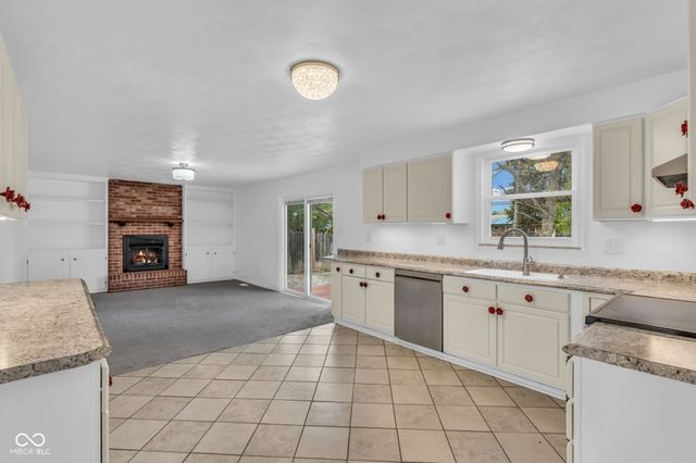 18 Wilson Drive, Carmel, IN 46032