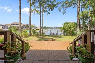 6002 Gondolier Drive, New Bern, NC 28560