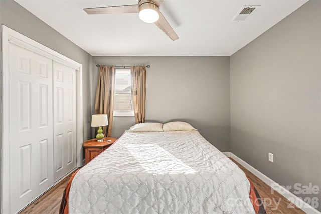 812 Capps Hill Mine Road, Charlotte, NC 28216