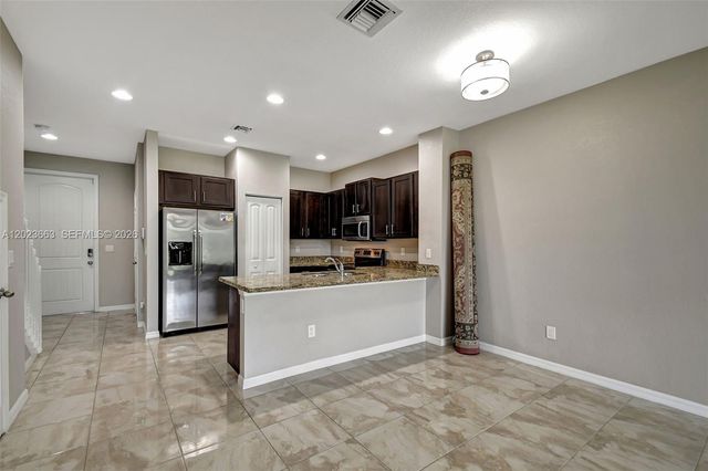 1119 Vermilion Dr, Lake Worth, FL 33461