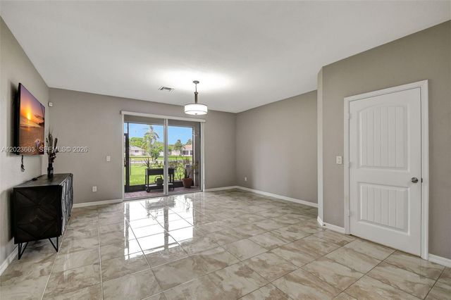 1119 Vermilion Dr, Lake Worth, FL 33461