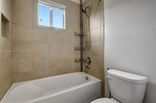 1119 Vermilion Dr, Lake Worth, FL 33461