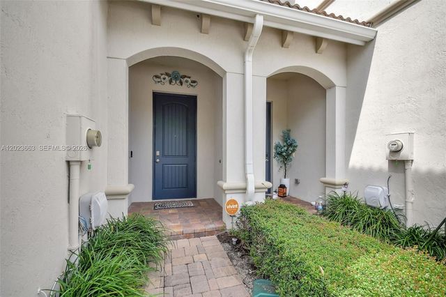 1119 Vermilion Dr, Lake Worth, FL 33461