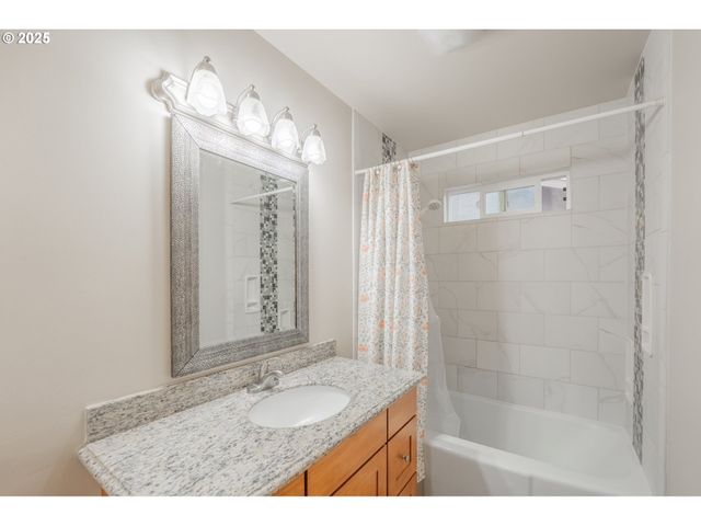 1470 PRINCETON Rd, Woodburn, OR 97071