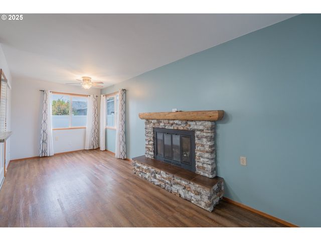 1470 PRINCETON Rd, Woodburn, OR 97071