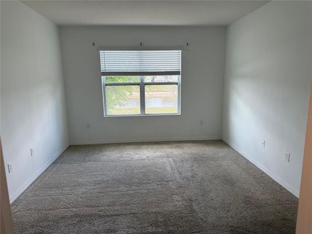 521 NICKEN GROVE, Davenport, FL 33837