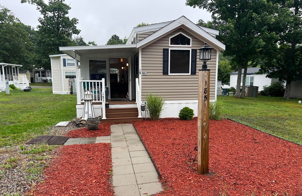 430 Post Road 185, Wells, ME 04090 — exterior