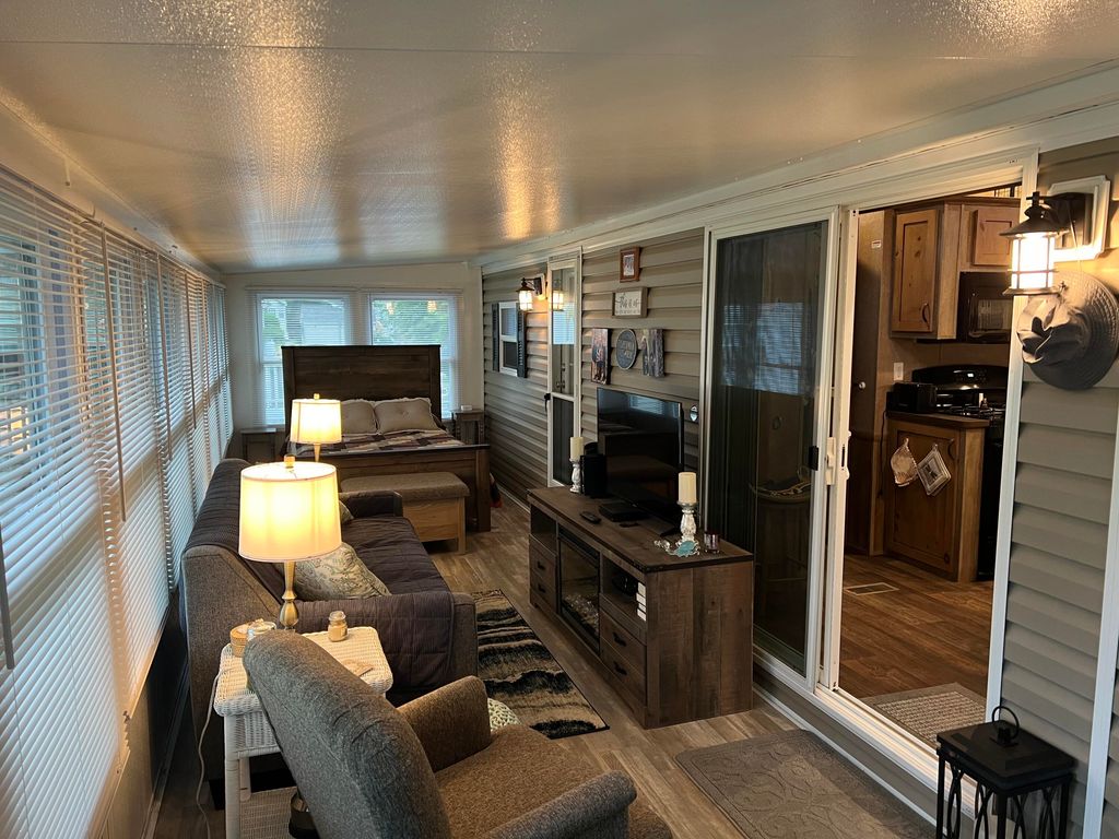 430 Post Road 185, Wells, ME 04090 — photo 2