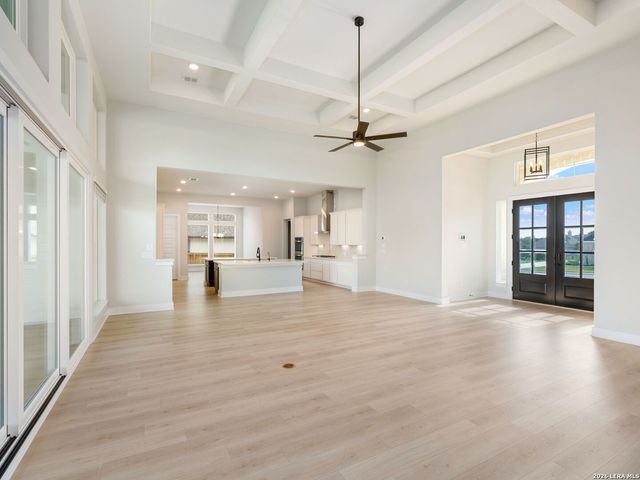 217 Poe Parkway, Castroville, TX 78009