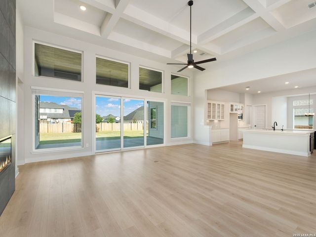 217 Poe Parkway, Castroville, TX 78009