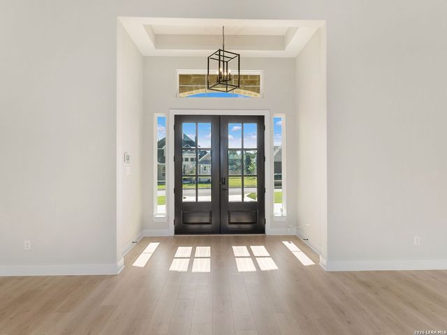 217 Poe Parkway, Castroville, TX 78009