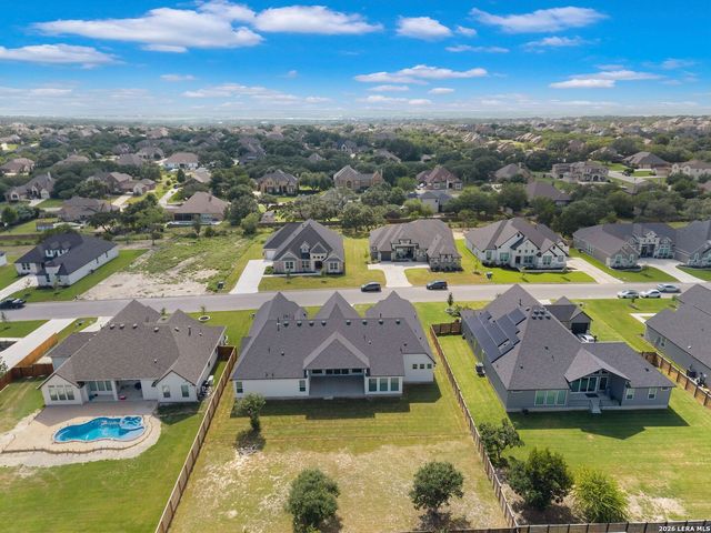 217 Poe Parkway, Castroville, TX 78009