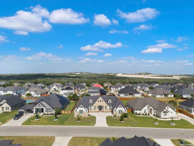 217 Poe Parkway, Castroville, TX 78009