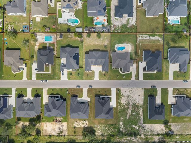 217 Poe Parkway, Castroville, TX 78009