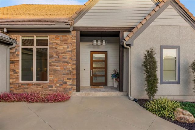 14945 Chadwick Street, Overland Park, KS 66224