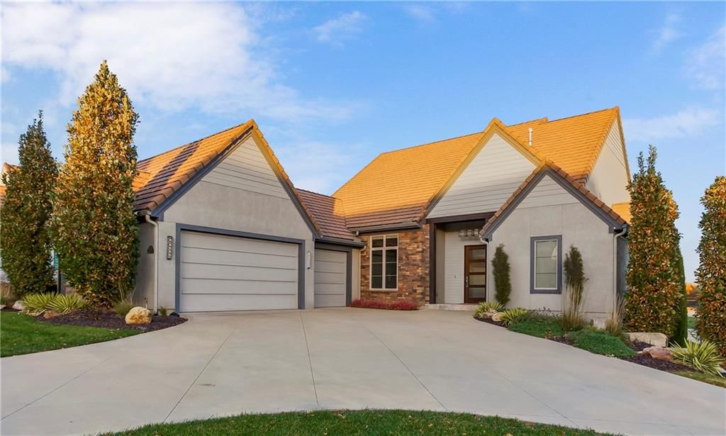 14945 Chadwick Street, Overland Park, KS 66224