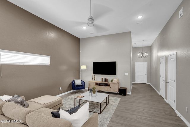 15304 Conviction Avenue, El Paso, TX 79938