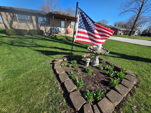 2740 E 250 S, Shelbyville, IN 46176
