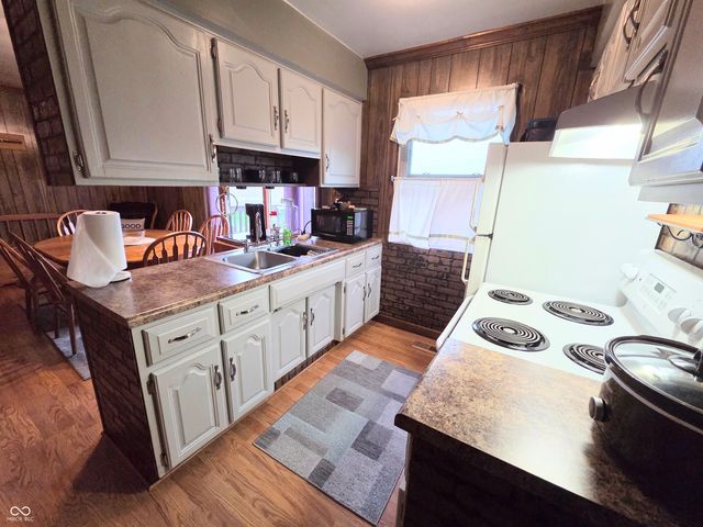 2740 E 250 S, Shelbyville, IN 46176