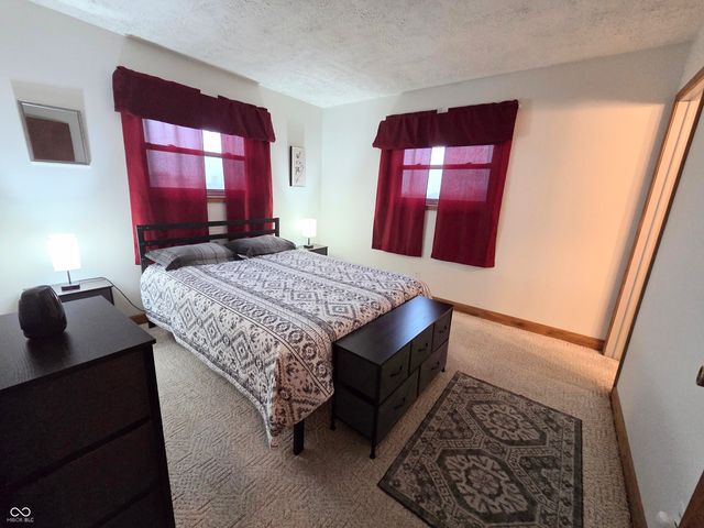 2740 E 250 S, Shelbyville, IN 46176