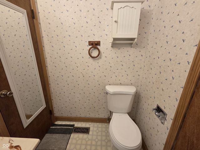 2740 E 250 S, Shelbyville, IN 46176