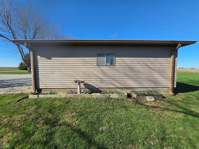 2740 E 250 S, Shelbyville, IN 46176