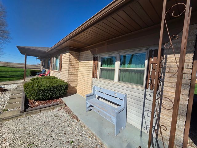 2740 E 250 S, Shelbyville, IN 46176