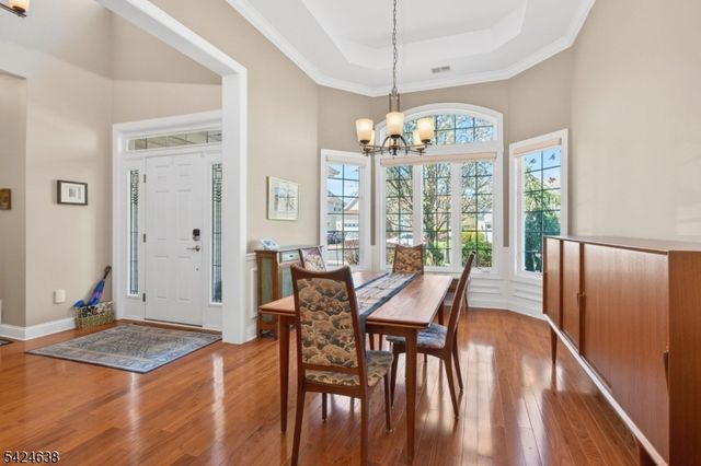 23 Schindler Ct, Franklin Twp., NJ 08873