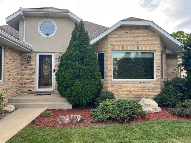 612 Edelweiss Drive, Antioch, IL 60002