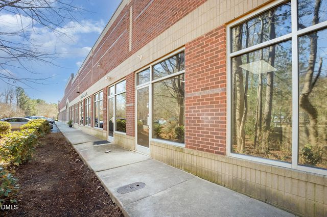 5621 Departure Drive 101, Raleigh, NC 27616