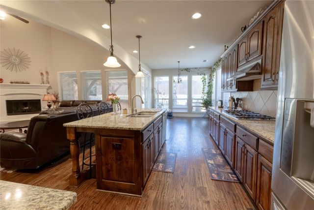 6205 Prairie Hill Lane, Flower Mound, TX 75028